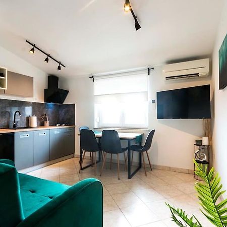 Apartman Smaragd 파자나 외부 사진