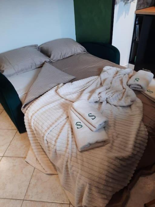 Apartman Smaragd 파자나 외부 사진